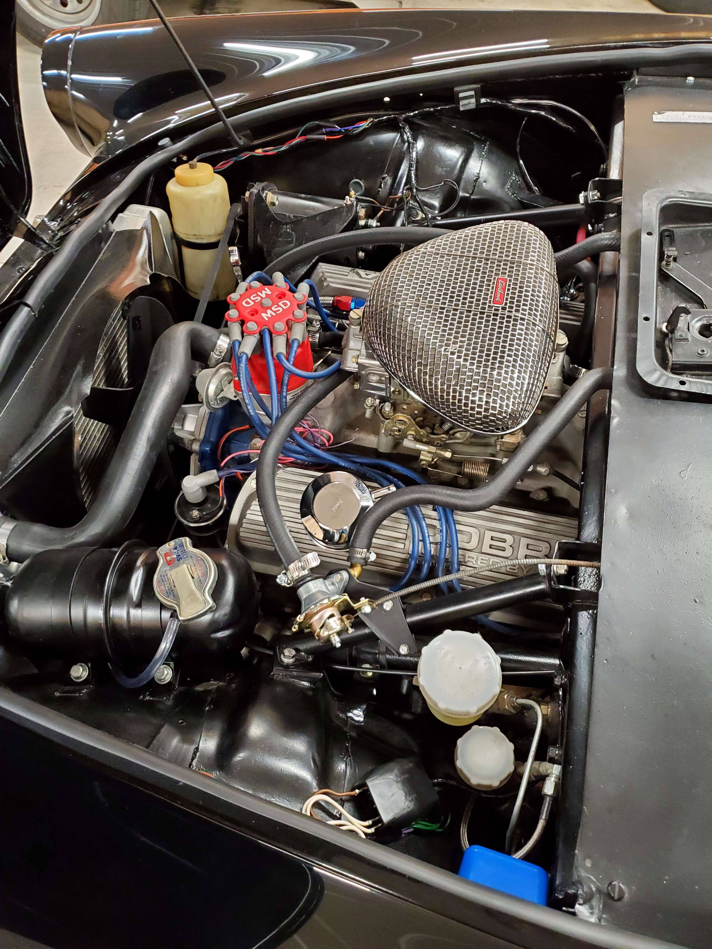 Engine compartment.jpg
