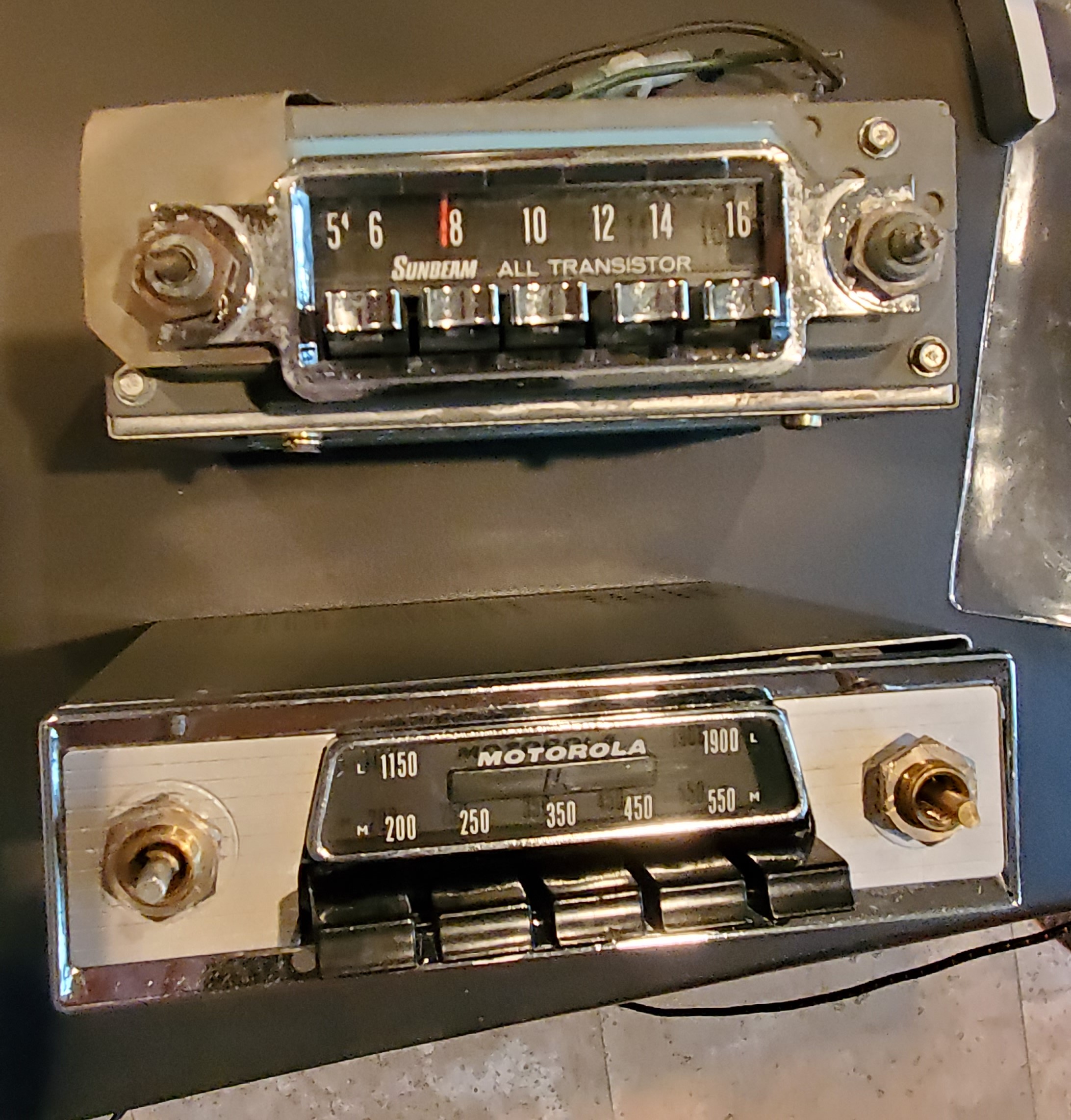 Radios.jpg