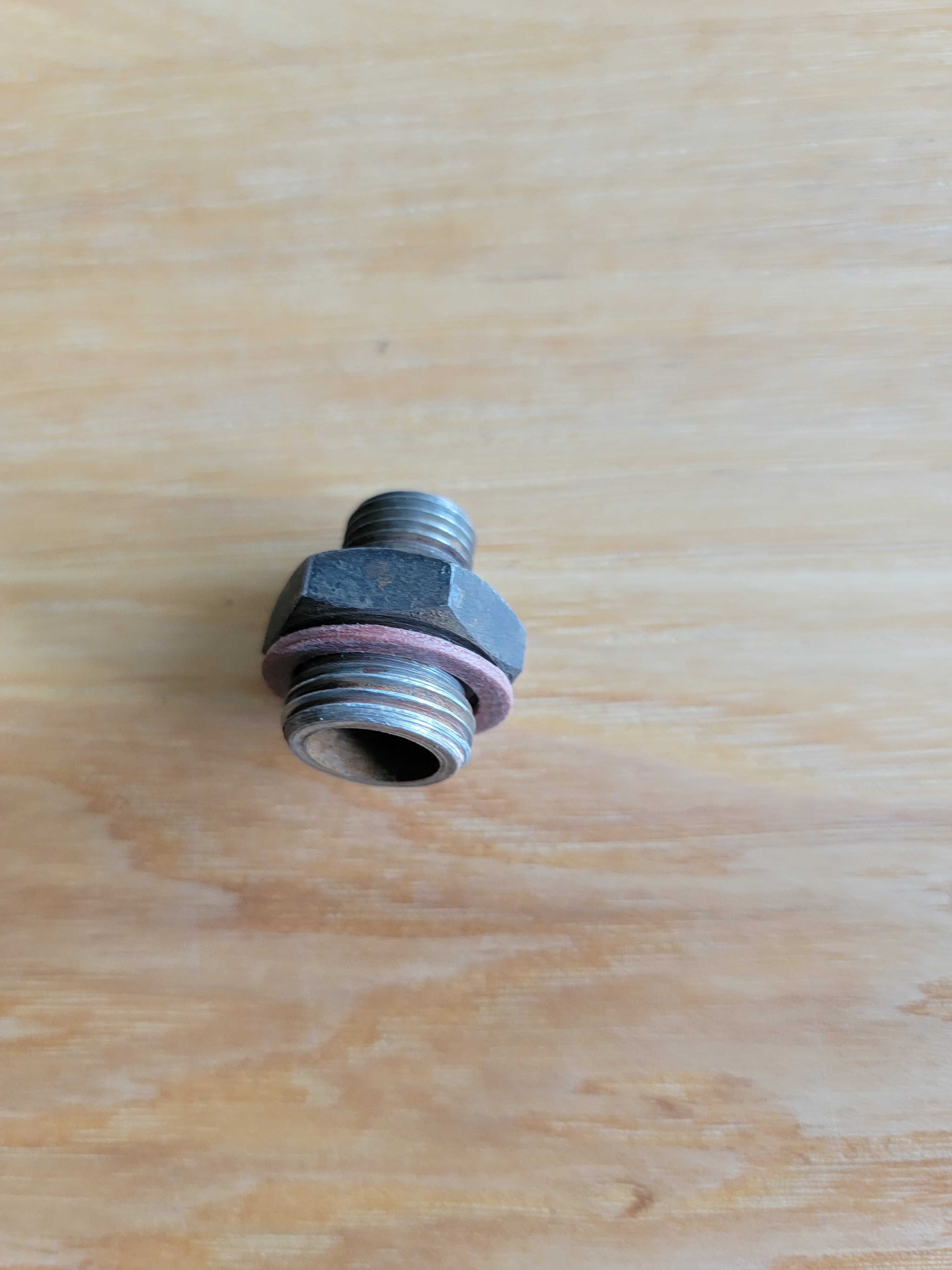 SU Fuel Pump fitting.jpg