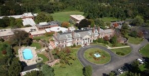 Glen Cove Mansion.JPG